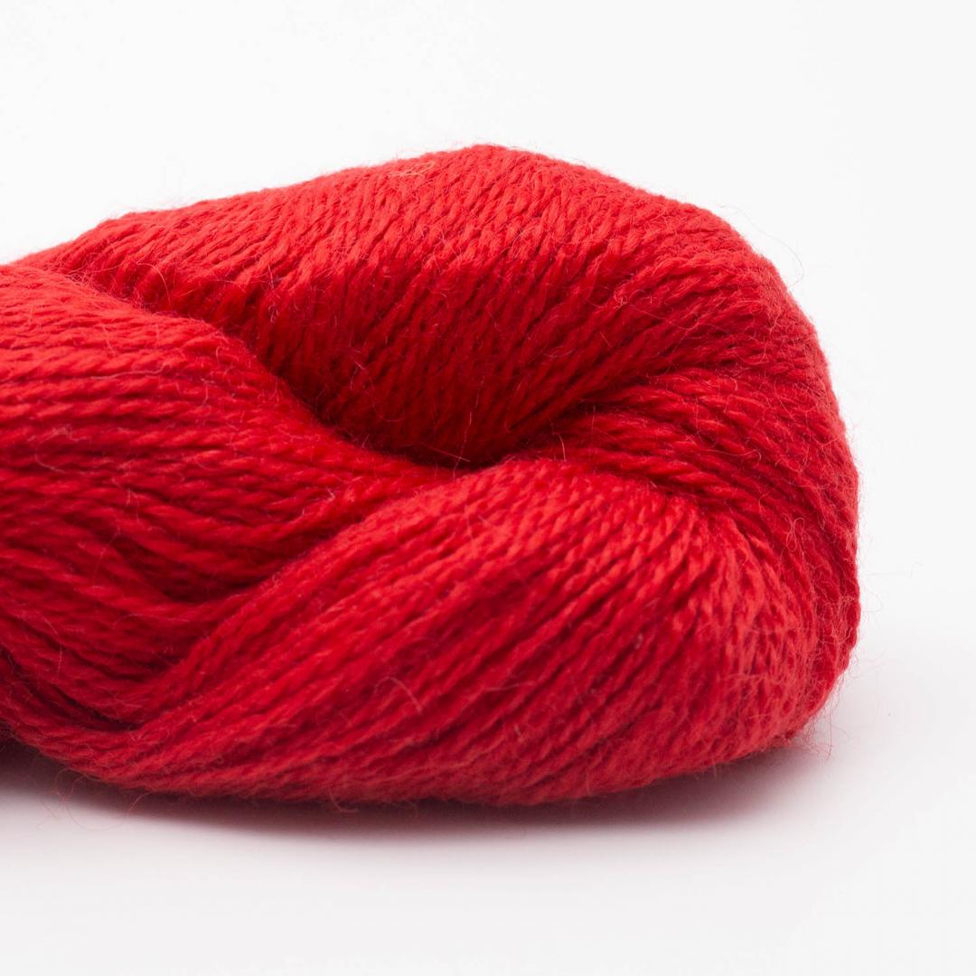 Babyalpaca — Red (05)