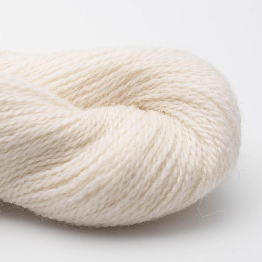 Babyalpaca — Natural white (undyed) (100)