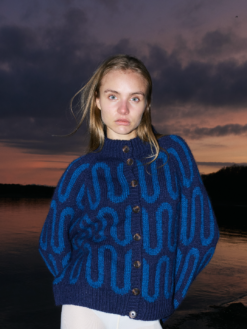 Wave Cardi — strikkekit, Heavy Merino + Soft Silk Mohair
