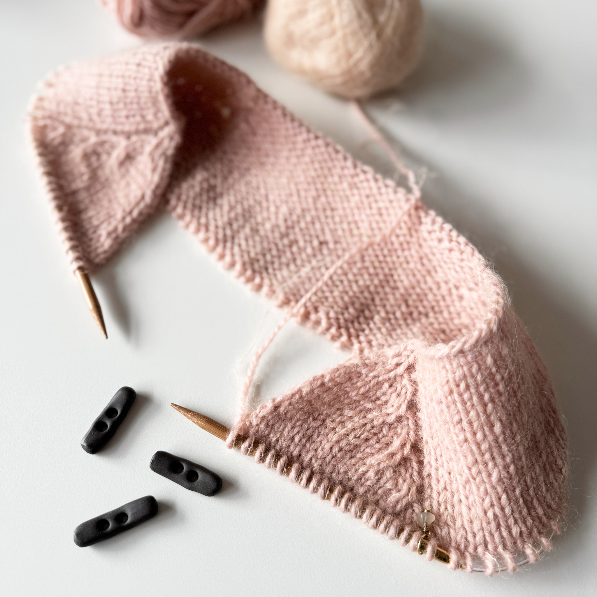 Arches Jacket (Fivel + Soft Silk Mohair) — garnpakke