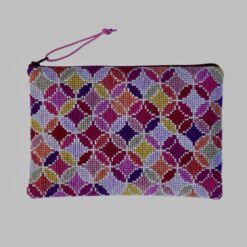 Alternative view of Baldyre Clutch Broderikit