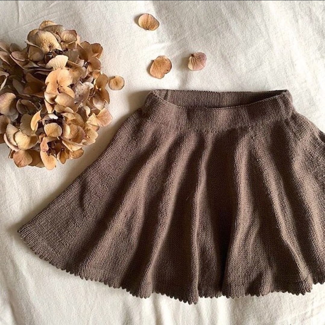 Olives Swing Skirt (Merino) — strikkekit