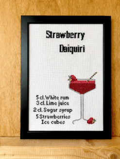 Strawberry Daiquiri – broderikit fra Pomp Stitch