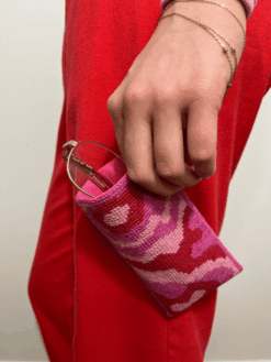 Pink Waves – broderikit fra Pomp Stitch