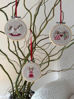 3 stk. Classic – broderikit fra Pomp Stitch
